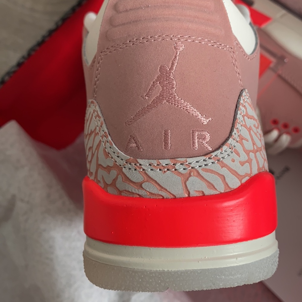 SOLD Jordan 3 Retro “Rust Pink” - Picture 10 of 10